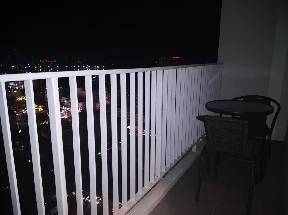 The​ Base​ ​Pattaya​ By Ammy Aparthotel Kültér fotó