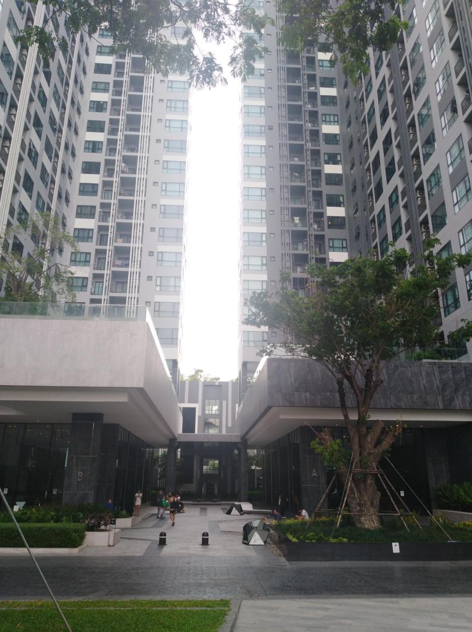 The​ Base​ ​Pattaya​ By Ammy Aparthotel Kültér fotó
