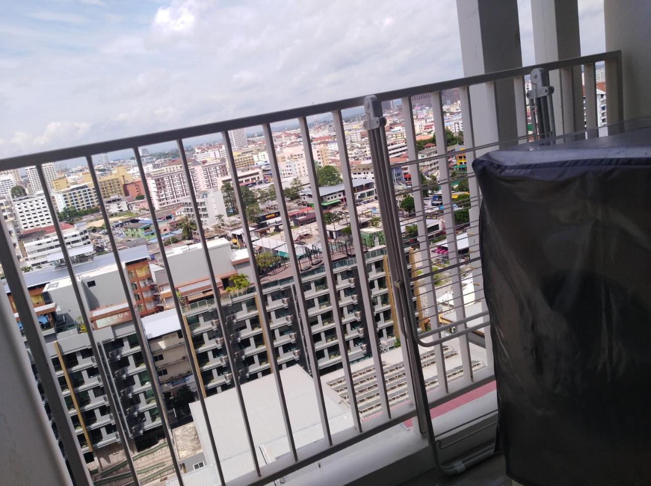 The​ Base​ ​Pattaya​ By Ammy Aparthotel Kültér fotó